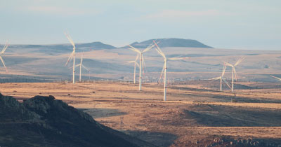 風(fēng)力/光伏發(fā)電站